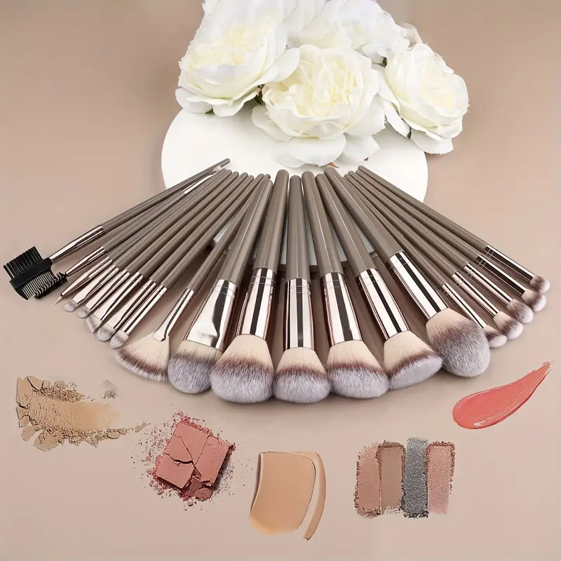 Набор кистей для макияжа (10-2 – обзор и цена Huda Beauty Makeup Brush Set