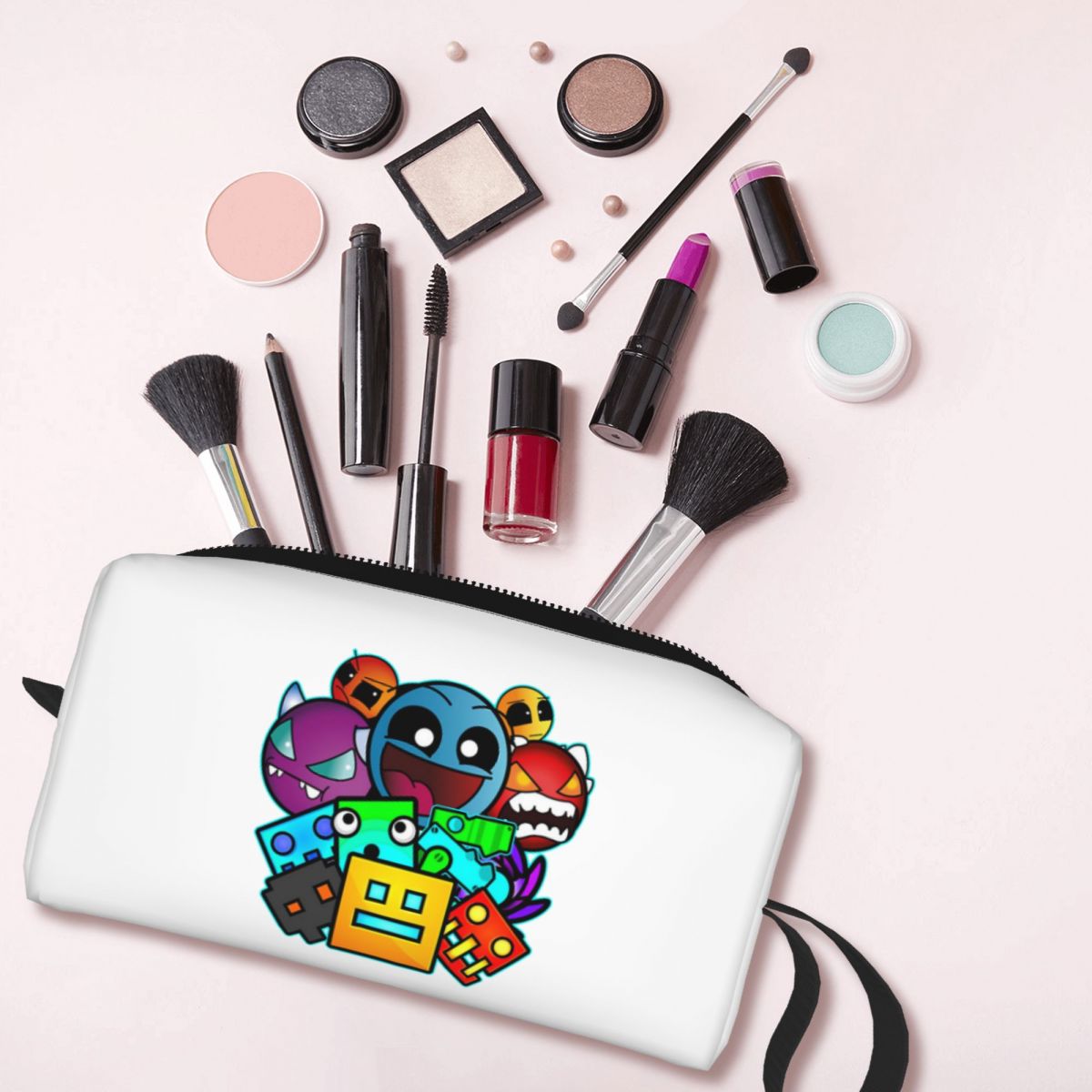 Косметичка Geometry Dash Old S – обзор и цена Beauty Makeup School